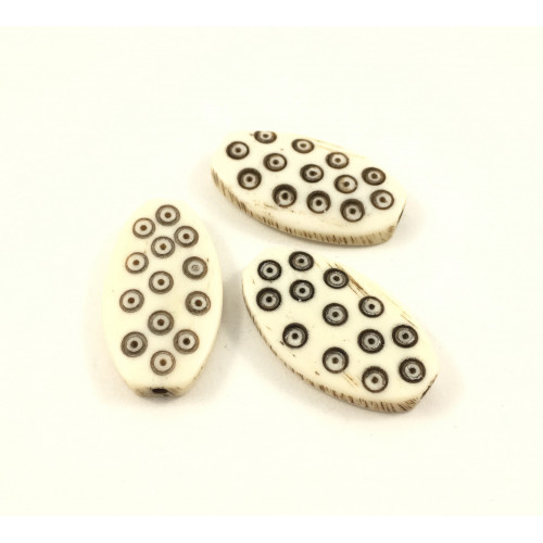 Oval white and brown 16x28mm bone bead*